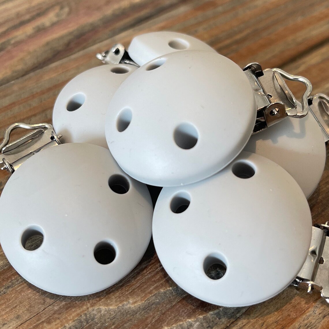 Plain Coloured Silicone Dummy Clips for All Your DIY Projects