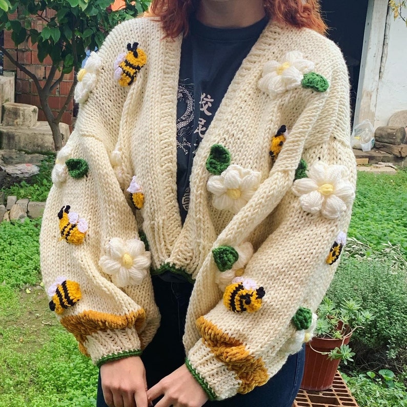 Crop bee knit cardigan, Big Daisy Sweater,C hunky Sweater, Big Flowers Jacket, Knit Bloom cardigan, Crop Jacket,Christmas day Gift image 2