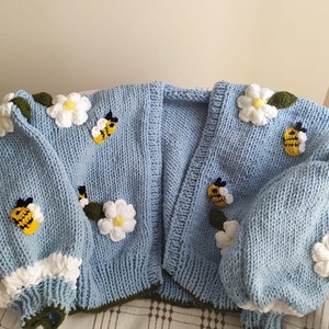 Crop bee knit cardigan, Blue Big Daisy Sweater,C hunky Sweater, Big Flowers Jacket, Knit Bloom cardigan, Crop Jacket,Christmas day Gift