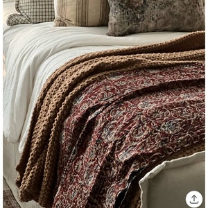 Maroon Floral Handmade Indian Kantha Quilt Throw Blanket Handmade Cotton Bedspread Boho Bedding Indian Block Print Quilt Queen Size Coverlet