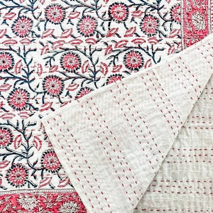 Vintage Floral Kantha Quilt Handmade Kantha Quilt | Pink Floral Block Print Cotton Quilt | Reversible Lightweight Bedspread Boho Bedspreads