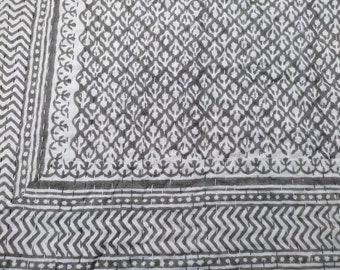 Gray Indian Quilt Gray Kantha Quilt king size gray quilts throw kantha quilt Grey Duvet Cover Bedspreads Indian Pattern Gray and White Quilt