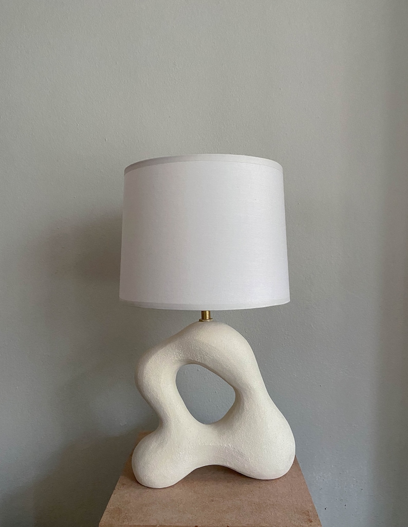 Absart Sculptural Ceramic Table Lamp for Home Decor image 3