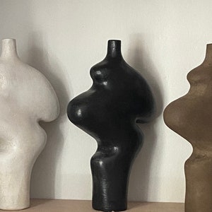 M33 Vase, Schwarze Keramik Vase Bild 7
