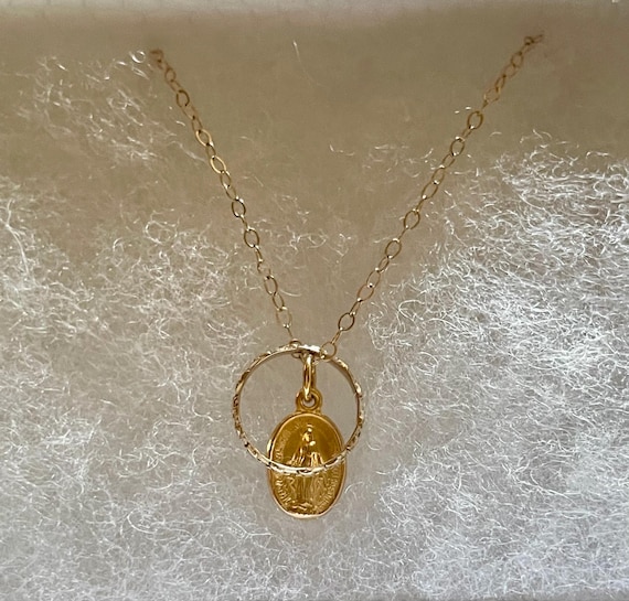 VINTAGE BABY RING 10kt Solid Gold, Mother Mary medal, 10kt Solid Gold, with Vintage 14kt Gold Plated Delicate Chain