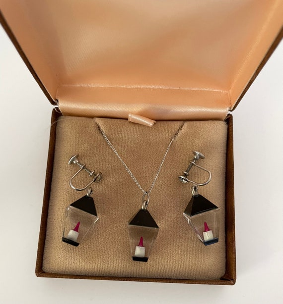 1940s LUCITE LANTERN JEWELRY Set, Earrings and Ne… - image 4