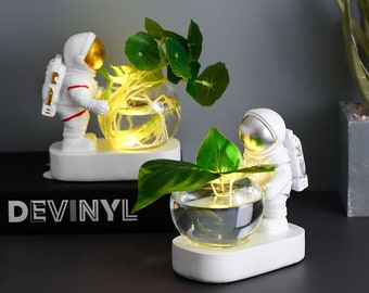 Decoration for Indoor Outdoor Tabletop Garden HADM Creative Resin Succulents Flowerpots Plant Pots Astronaut Full Moon Planter for Herb Cactus Air Plants Plant Not Included Desktop Storage Box Decoration for Indoor Outdoor Tabletop Garden HADM Creative Resin Succulents Flowerpots Plant Pots Astronaut Full Moon Planter for Herb Cactus Air Plants Plant Not Included Desktop Storage Box