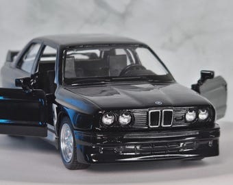 Custom 1987 BMW M3 Diecast Model Car 1:36 – Personalized Gift