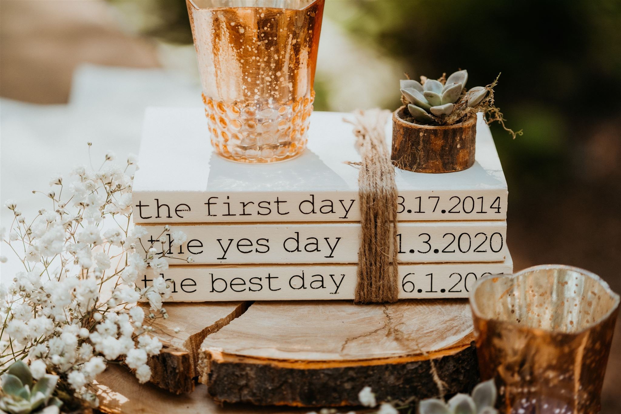 Custom Book Stack Centerpiece||wedding \u0026 Home Decor||made With Real Books||literary  Wedding Decorations||personalized Gift for Book Lovers - Etsy, image size:2048x1365