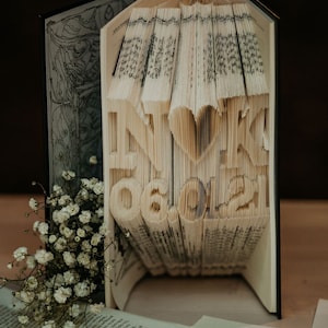 Custom Folded Book Art||Couple Initials and Date||Wedding Home Decor||Book Lovers & Readers Unique Gift||Bridal Present||Valentine's Day