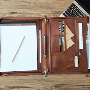 Personalized Left Handed Portfolio Zippered Leather Padfolio A4 Letter Size Notepad Folder Padfolio Business Organizer for Father Boss Him