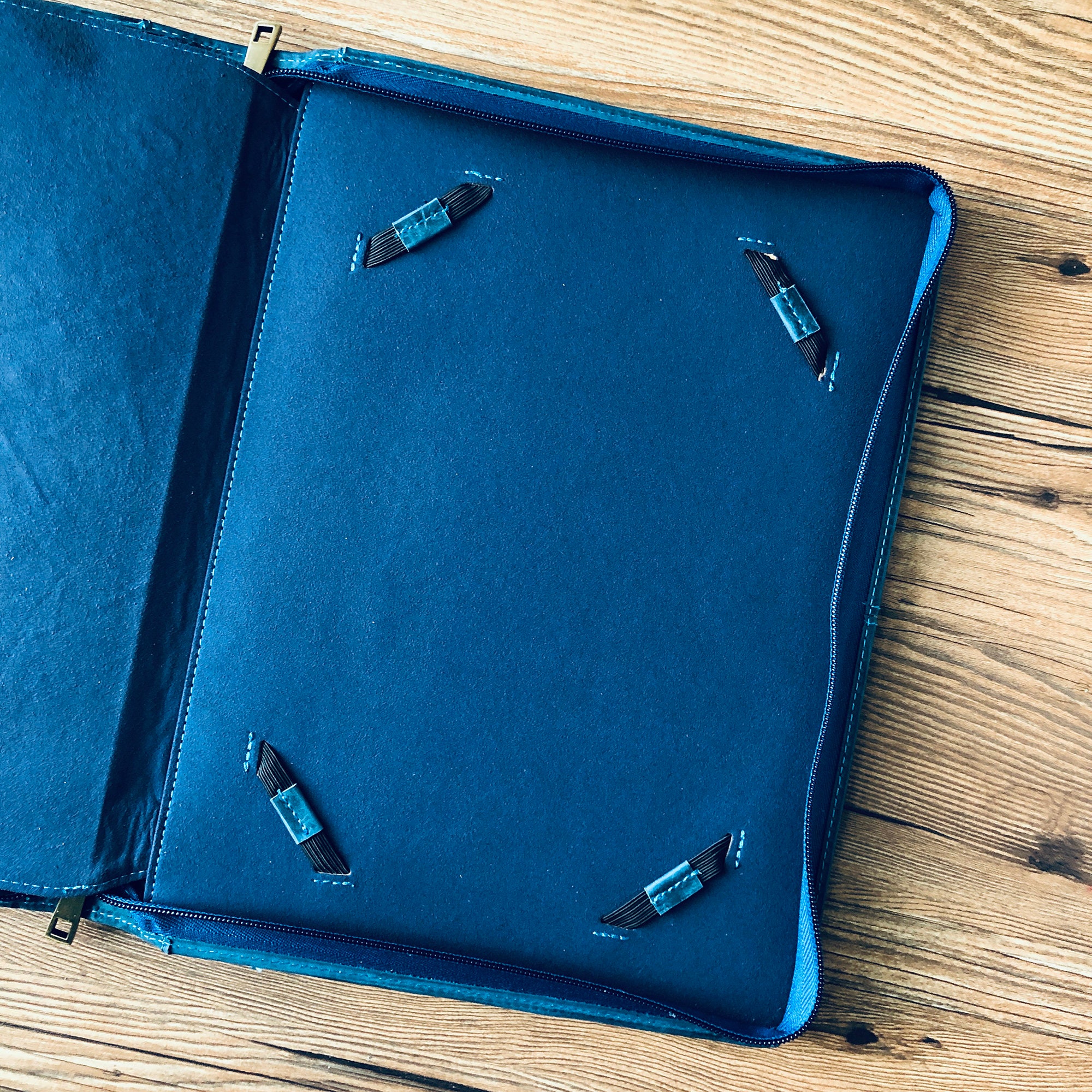 Custom 3 Ring Binder Leather Portfolio, 8.5x14 Legal Size Notepad Padfolio  With Strap, Portfolio With Handle, Business Gift 