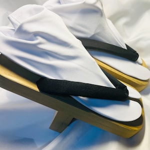 Tengu geta　wooden clogs SIZE 8inch trunk training!! handmade with tabi socks image 2