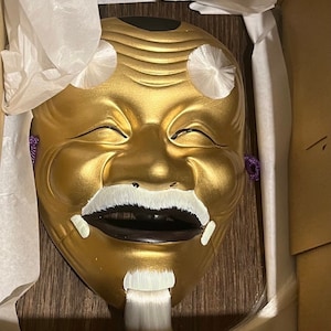 Noh mask traditional Japanese art OKINA Old man face wall statue handmade