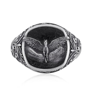 Pegasus Signet Ring, Horse with Wings Signet Ring, Greek Mtyhology Lover Gift For Mom or Dad, Mythology Jewelry, Handmade Unique Ring,