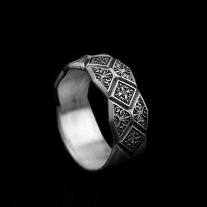 Vintage Geometric Band Ring, Sterling Silver Men’s Wedding Band, Fleur de Lis Pattern Ring, Victorian Style Jewelry, Unique Gift for Him