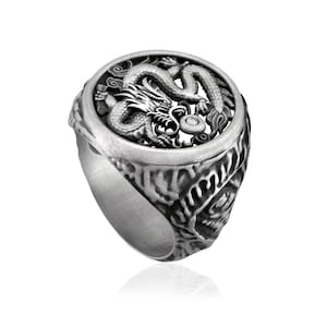 Bague impériale avec écusson de dragon en argent sterling 925 - Chevalière mythologique chinoise faite main avec pierre, anneau oxydé audacieux pour homme tendance