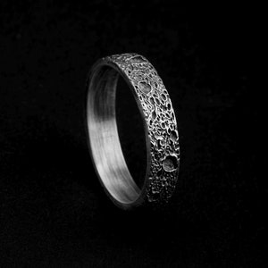Moon Surface Wedding Band, Sterling Silver Moon Ring, Space Jewelry for Men, Minimalist Crater Ring, Astronomy Gift, Unique Gift for Him