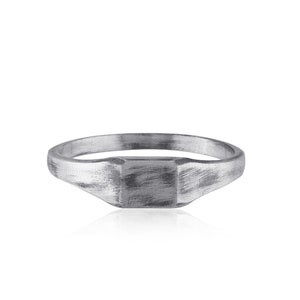 Silver Minimalist signet ring, Square signet ring, Minimal Curved Signet Ring, Silver Signet, Unique Ring - Boyfriend gift