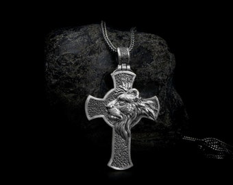 Cross Maned Lion Necklace, Maned Leo Gift, Animal Necklace, Animal Pendant, Lion Necklace, Lion Jewelry, Silver Necklace, Lion Pendant