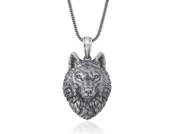 Collana con ciondolo a forma di lupo in argento