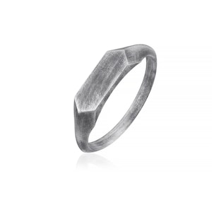 Rectangular bar topped signet ring, Square signet ring, Minimal Curved Signet Ring, Gift silver signet ring,Mens Rectangle Silver Pinky Ring