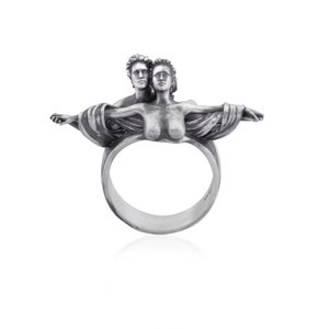 Unique Love Desing Ring, Romantic Design, Handmade Craftsmanship, Symbol of Love, Unique Jewelry, Anniversary Gift, Love Symbol, Gift Ring Eternal Love Love Symbol Couple ring Handmade Craft Embrace Art romantic ring Romantic Gift Minimalist Ring Uni