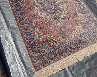 Karastan Antique Serapi #744 this is thr highest grade Karastan made 4'3"x6" mint condition