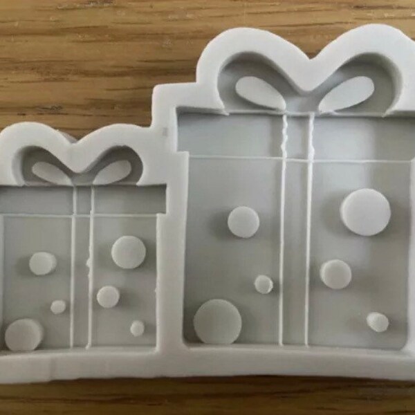 Presents Silicone Mould ideal for Wax Melts Resin Chocolate Baking etc
