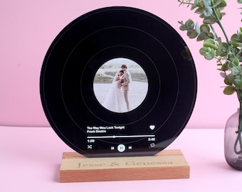 Personalised Record Display - Wedding Couple Print - Mr and Mrs Gift - Husband and Wife Gift - Bride and Groom - Couple Gift - Wedding Gift