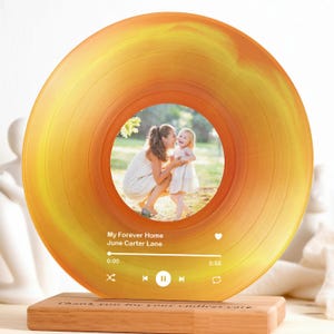 Custom Vinyl Record Gift with Photo and Song for Mom - Personalized Acrylic Mother&#39;s Day Keepsake Display for Mom - Mom Gift from Daughter