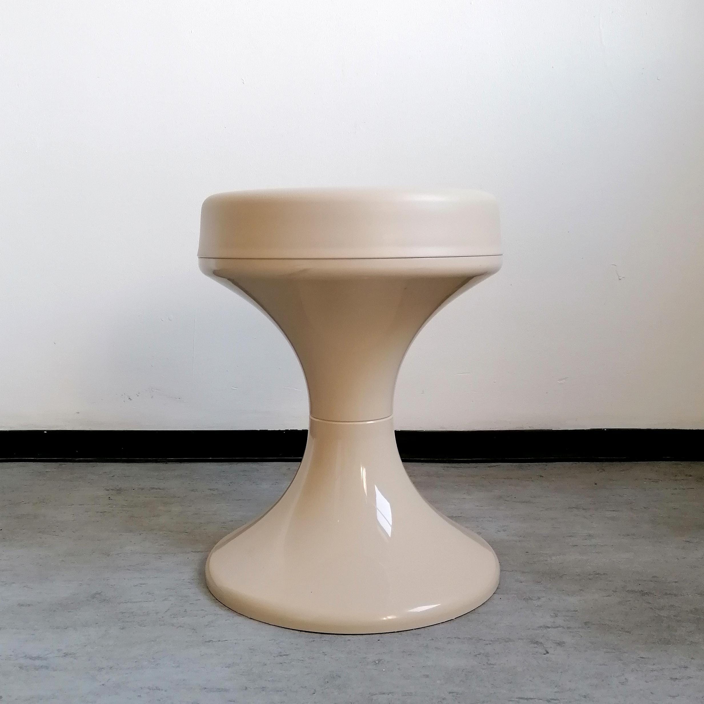 Space age furniture - Etsy 日本