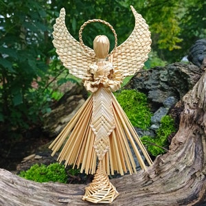 Christmas Topper - Praying Angel. Straw Ornaments. Handmade Holiday Decorations. Collectible Figurine. Religious Gift. EasterDecor.