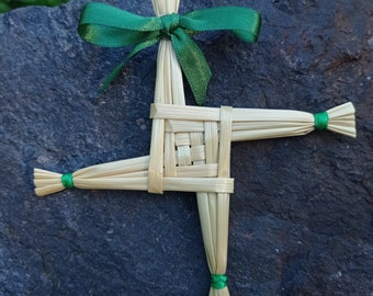 EUEAVAN Collana con croce di Santa Brigida tradizionale con