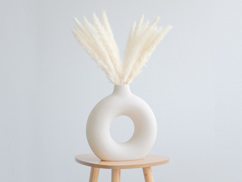 Ceramic donut vase beige handmade round vase as a modern decoration in Nordic style, boho vase matt also for dried flowers image 1