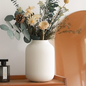 Vaso in ceramica con scanalature – Vaso per fiori impermeabile in bianco opaco per fiori recisi, fiori secchi, erba della pampa, grande vaso alto 20 cm