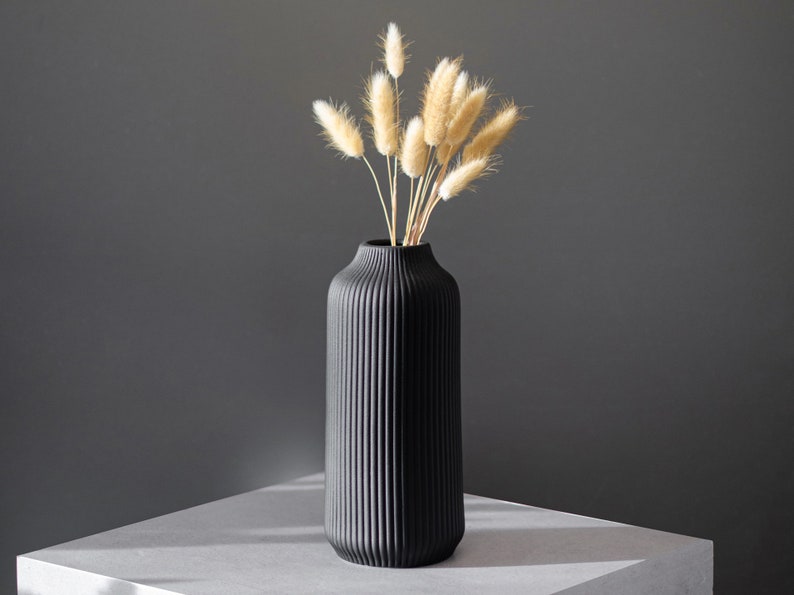 Vase en céramique avec rainures en noir mat Vase moderne pour herbe de pampa, fleurs fraîches, fleurs séchées, décoration bohème, décoration d'intérieur pour rebord de fenêtre image 1