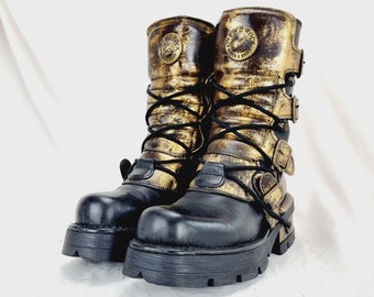 EU 39 / UK 6 Black and Gold Leather New Rock Boots - Chunky