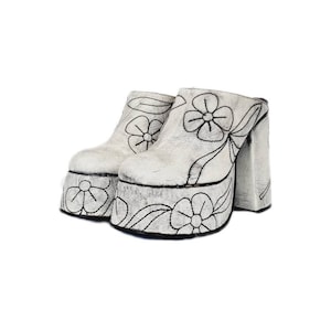 EU 36 / UK 3 Vintage SHOCK 90s Platform Heels - Grey and Black Chunky Platforms Womens Whimsygoth