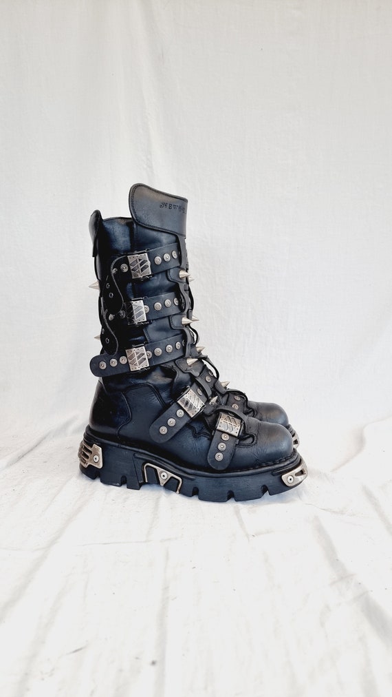 EU 43 / UK 9 Spiked Studded Metal Buckled New Rock Boots
