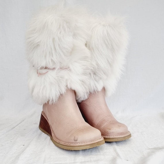 EU 40 / UK 7 Fluffy Destroy Boots - White Fur wit… - image 6