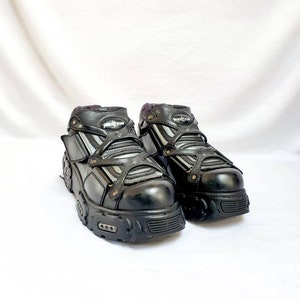 Madfish boots deals