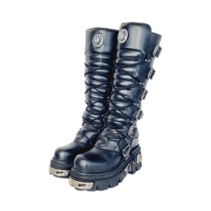 EU 37 Vintage Lace up New Rock Boots - Silver and Black