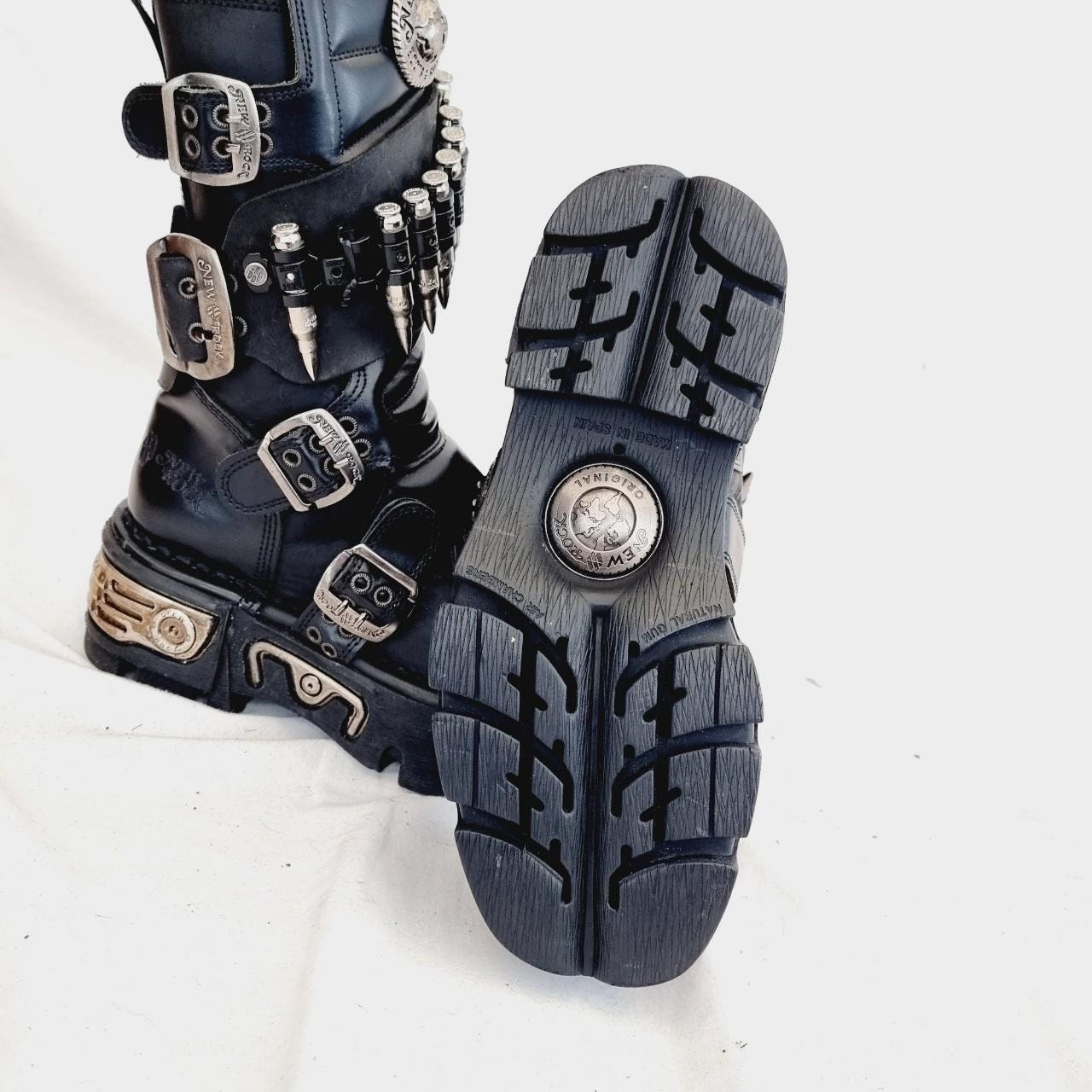 EU 36 / UK 3 New Rock Boots - Buckled Leather Bullet Belt EU 36 / UK 3 New Rock Boots - Buckled Leather Bullet Belt