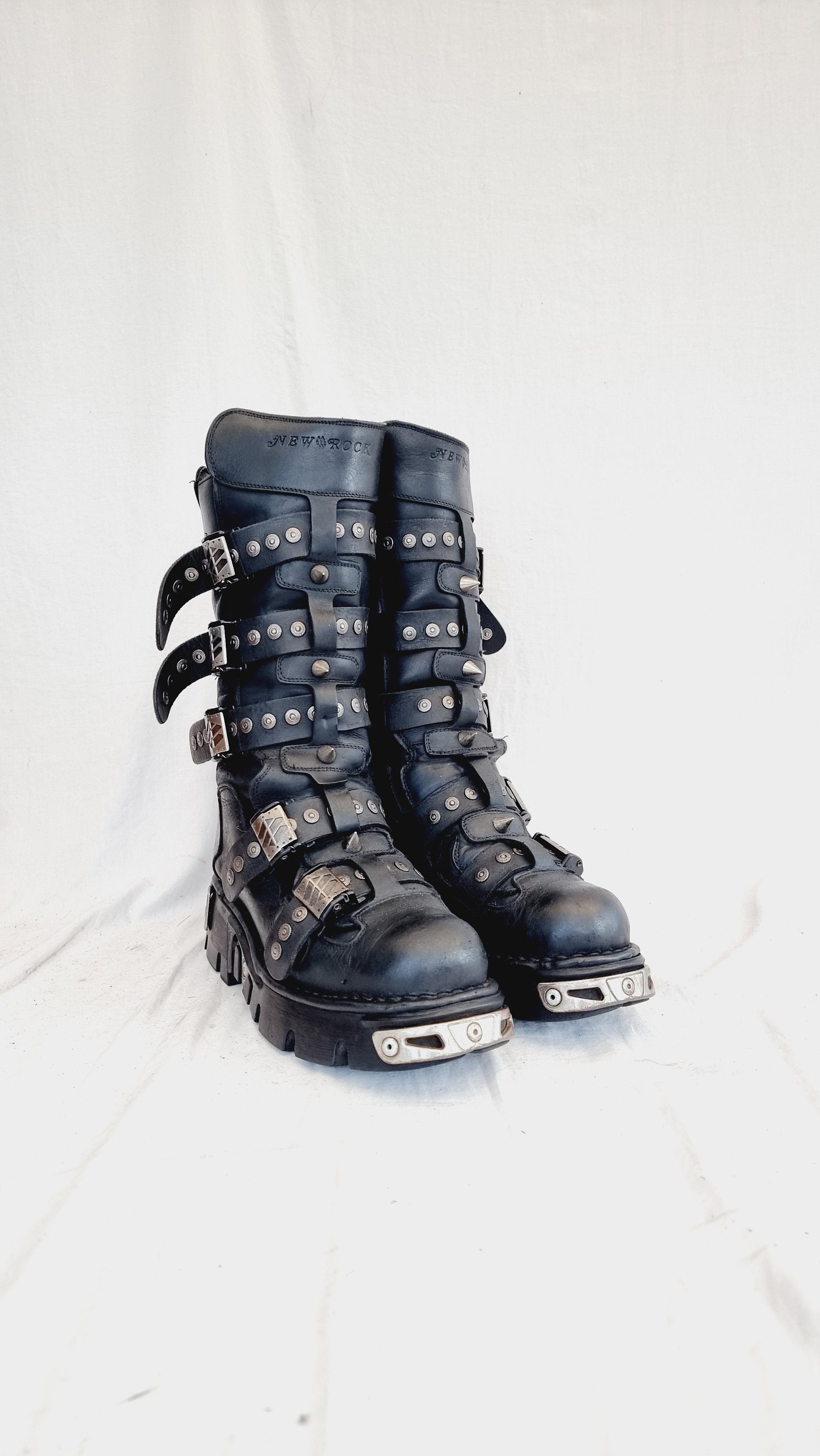 nov　　　　　Y2K gimmick long studs boots Y2K Lace-up Black Knee High Stiletto Boots with Pointed Toe