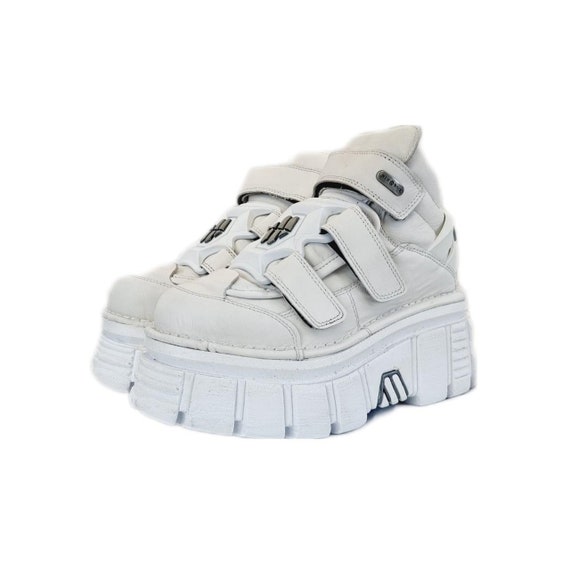 EU 39 / UK 6 White New Rock Ankle Boots Kawaii Pa… - image 1