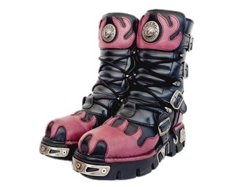 EU 41 / UK 7.5 Black and Purple Flame New Rock Boots - Distressed Grunge Leather Gothic Punk Rock Whitby Stompers