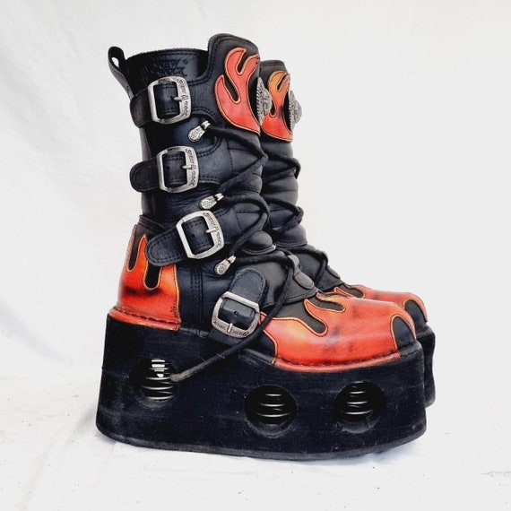 EU 37 / UK 4 New Rock Boots - Black and Red Flame… - image 6