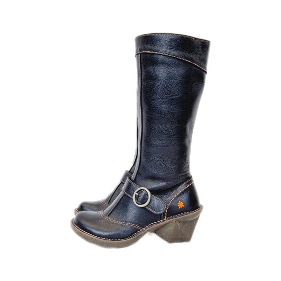 EU 36 / UK 3 Black Leather Chunky Vintage Platform Boots by EU 36 / UK 3 Black Leather Chunky Vintage Platform Boots by
