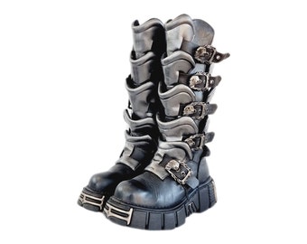 EU 42 / UK 8 New Rock Boots Skull Metal Details Black Silver Leather Punk Glam Goth Grunge Alternative Cyber Cosplay Costume